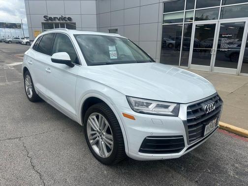 Glacier White Metallic 2020 Audi Q5 45 Premium Plus
