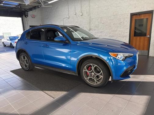 2018 Alfa Romeo Stelvio Ti Sport