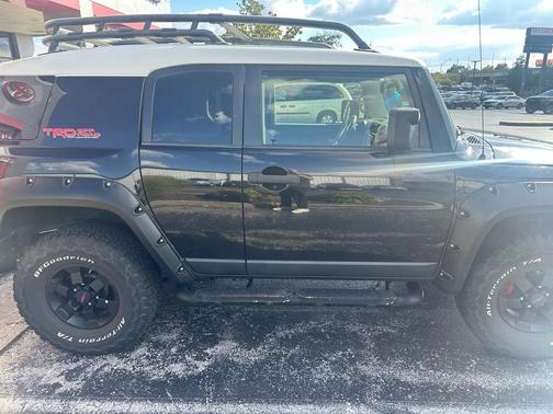2012 Toyota FJ Cruiser Base