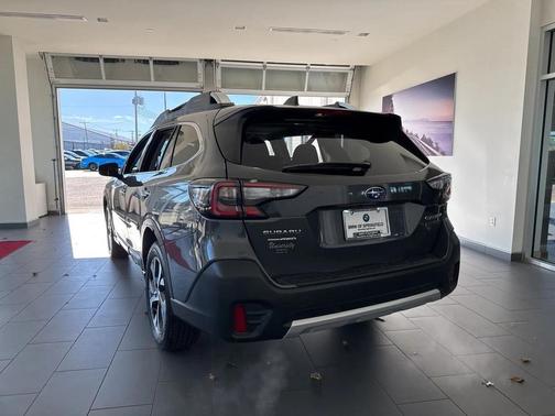 2021 Subaru Outback Touring XT