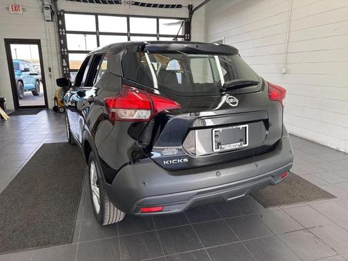 2020 Nissan Kicks S