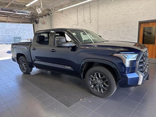 2022 Toyota Tundra Platinum