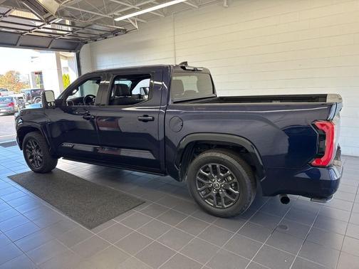 2022 Toyota Tundra Platinum