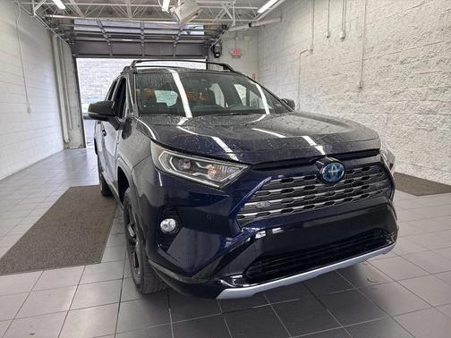 2021 Toyota RAV4 Hybrid SE