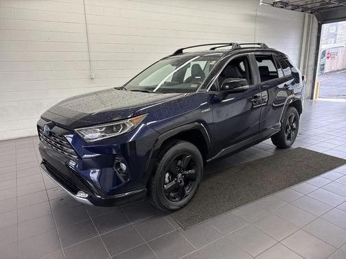 2021 Toyota RAV4 Hybrid SE