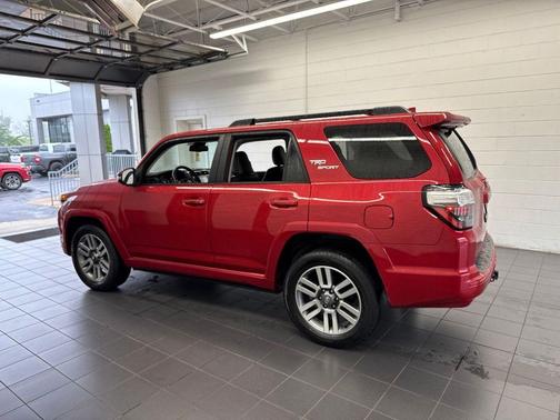 Barcelona Red Metallic 2022 Toyota 4Runner TRD Sport