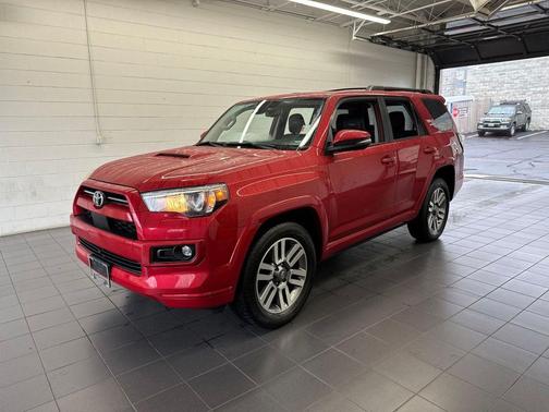 Barcelona Red Metallic 2022 Toyota 4Runner TRD Sport