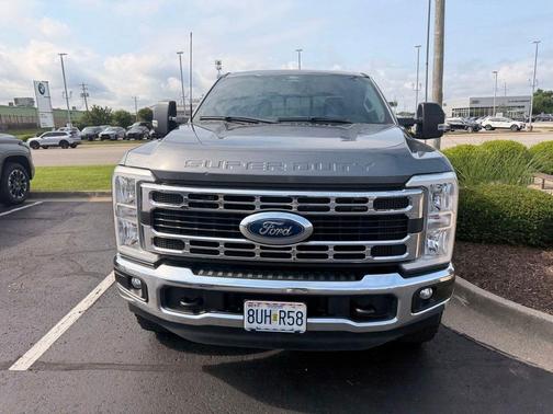 Carbonized Gray Metallic 2024 Ford F-250 XLT