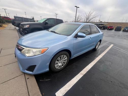 2014 Toyota Camry LE