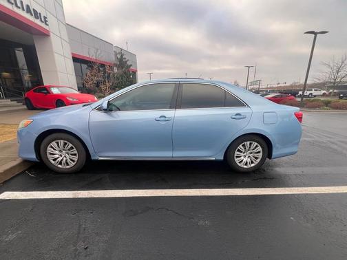 2014 Toyota Camry LE