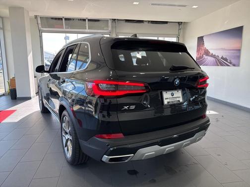 2022 BMW X5 PHEV xDrive45e