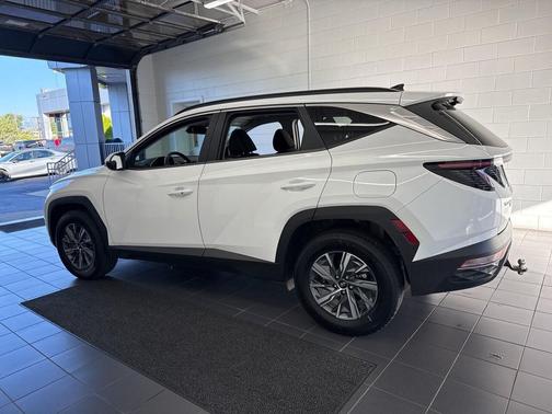 2022 Hyundai TUCSON Hybrid Blue