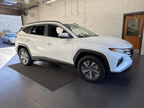 2022 Hyundai TUCSON Hybrid Blue