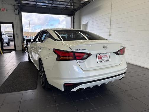 2019 Nissan Altima 2.5 Platinum