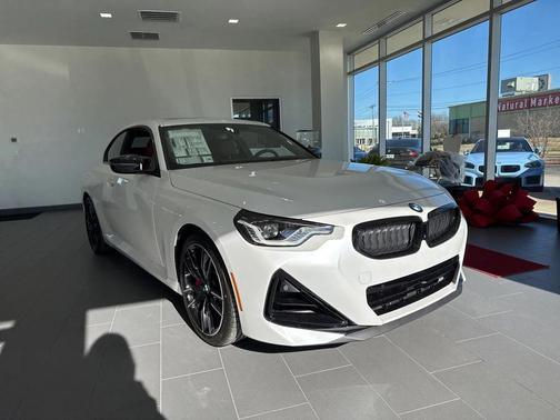 2026 BMW M240 i xDrive