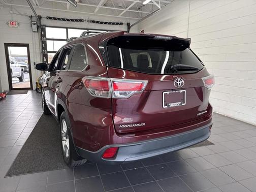 2016 Toyota Highlander Limited Platinum