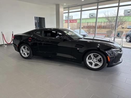 2023 Chevrolet Camaro 2LT