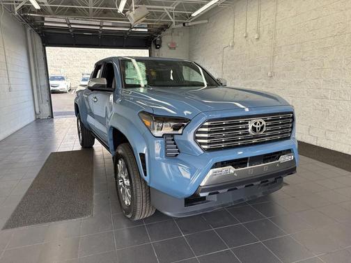 2026 Toyota Tacoma Hybrid Limited
