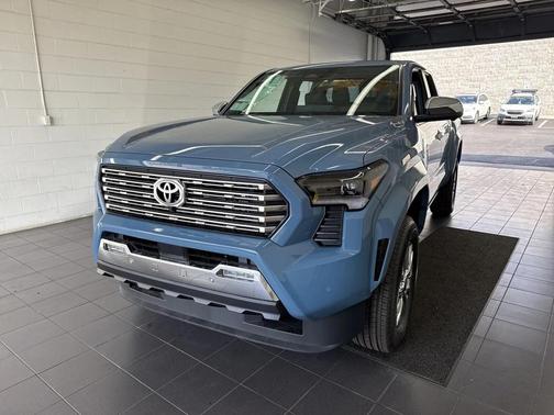 2026 Toyota Tacoma Hybrid Limited