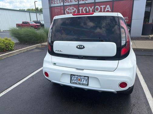 Clear White 2018 Kia Soul +