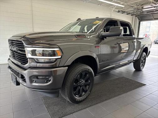 2020 RAM 2500 Laramie Crew Cab 4X4 6'4' Box