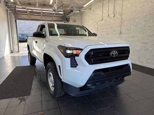 2025 Toyota Tacoma SR