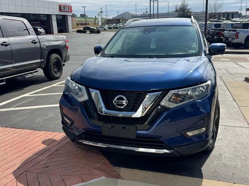 2017 Nissan Rogue SL