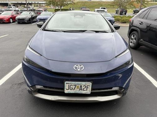 2024 Toyota Prius XLE