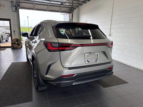 Atomic Silver 2024 Lexus NX 350 Premium