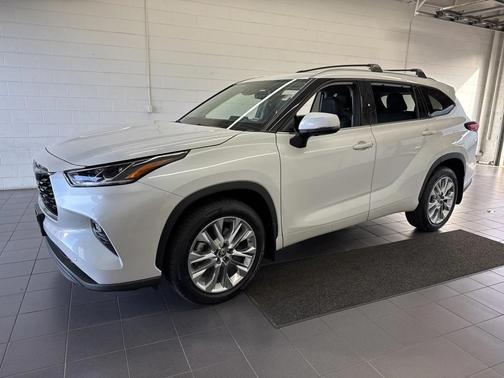2022 Toyota Highlander Limited