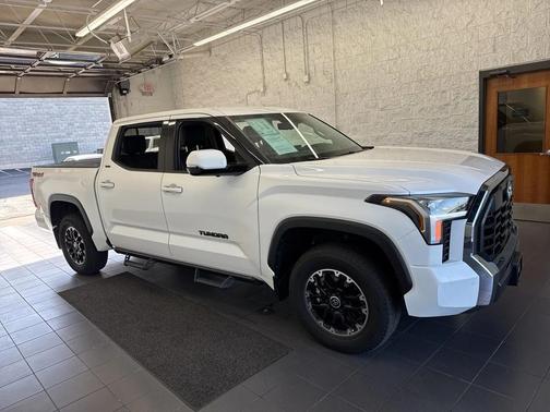 2022 Toyota Tundra SR5