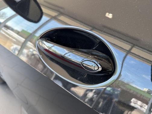 Black Sapphire Metallic 2026 BMW X5 xDrive40i