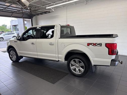 Star White Metallic Tri-Coat 2020 Ford F-150 Lariat