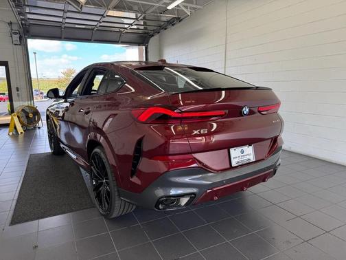 2026 BMW X6 xDrive40i