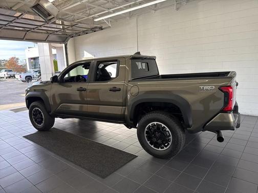 2025 Toyota Tacoma TRD Off Road