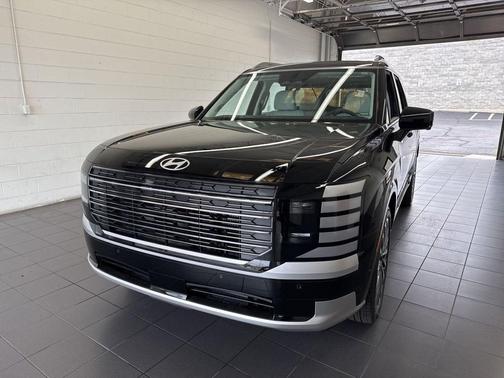 Abyss Black Pearl 2026 Hyundai Palisade Hybrid Calligraphy