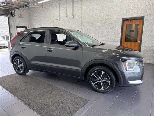2024 Kia Niro EX