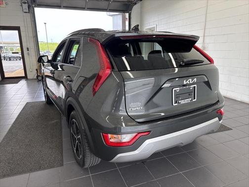 2024 Kia Niro EX
