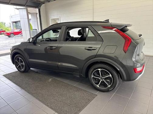 2024 Kia Niro EX