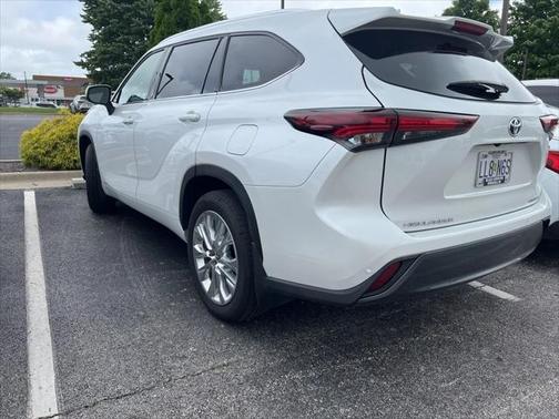 2024 Toyota Highlander Hybrid Limited