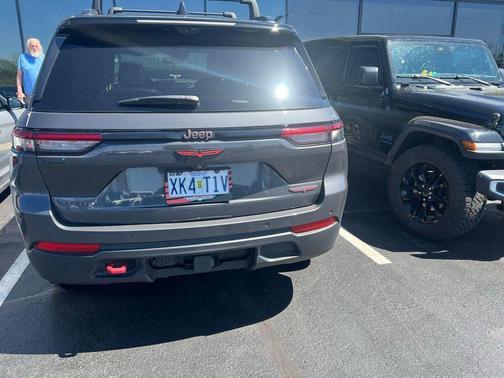 2022 Jeep Grand Cherokee Trailhawk
