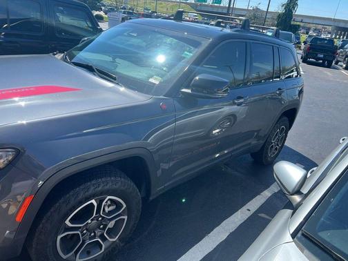 2022 Jeep Grand Cherokee Trailhawk