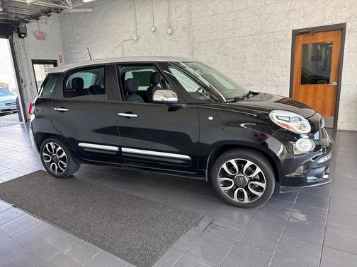 2019 FIAT 500 Lounge