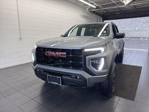 Sterling Metallic 2023 GMC Canyon Elevation