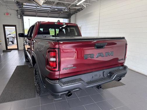 Delmonico Red Pearlcoat 2025 RAM 1500 Rebel