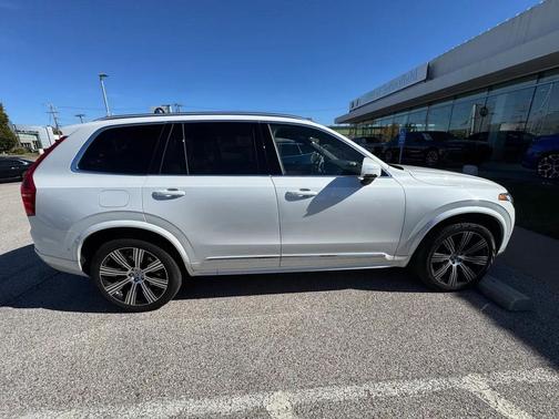 2025 Volvo XC90 Plug-In Hybrid T8 Ultra 7-Seater