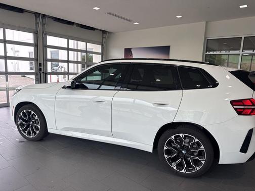 Alpine White 2025 BMW X3 30 xDrive