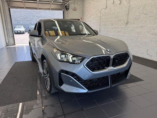 2025 BMW X2 xDrive28i