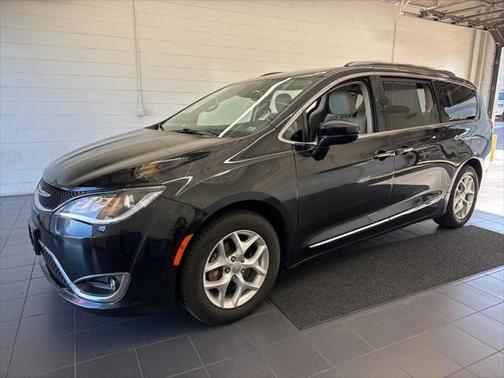 2018 Chrysler Pacifica Touring-L Plus