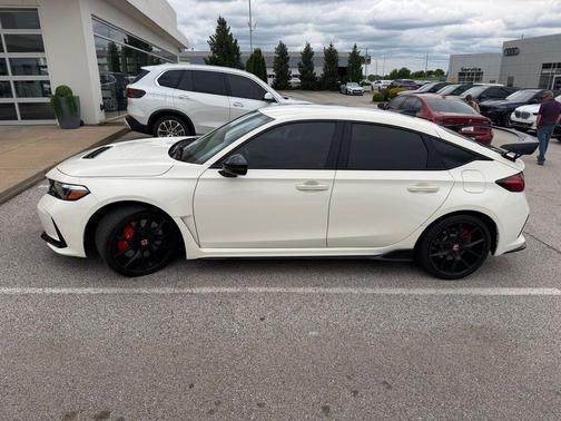 Championship White 2024 Honda Civic Type R